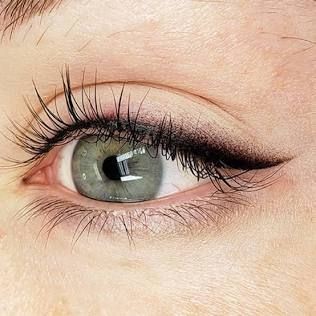 PERMANENT EYELINER 